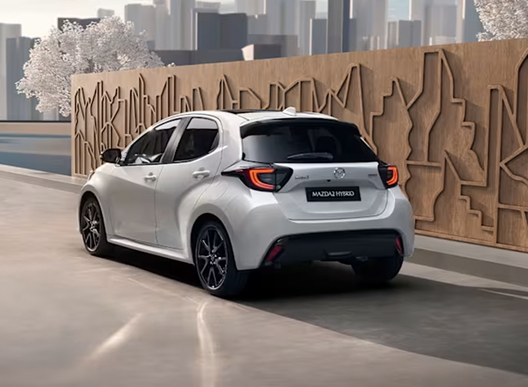 mazda-2-hybrid-vista-trasera